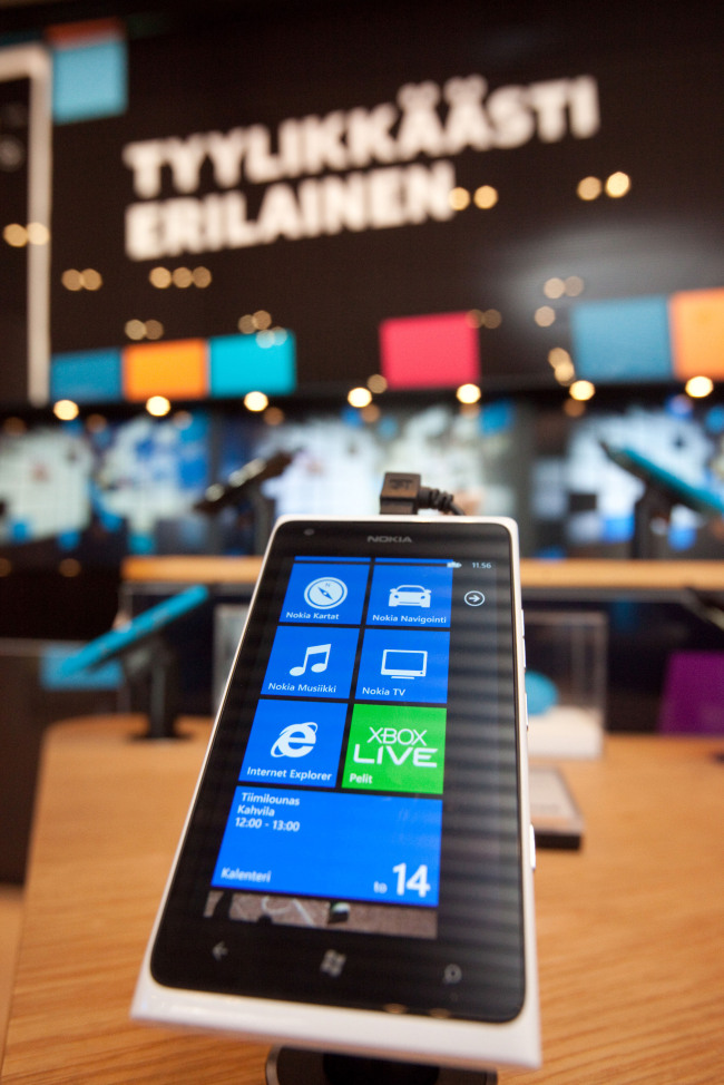 A Nokia 900 smartphone is seen on display inside a Nokia Oyj phone store in Helsinki, Finland.  (Bloomberg)