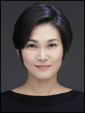 이서현(기업인/제일모직 부사장)
제일기획이 세계 광고계 최대 행사인 ‘2012 칸 국제 광고제’에서 첫 날부터 주요 부문을 싹쓸이하면서 세계 광고계를 깜짝 놀라게 했다. 제일기획은 첫날 금상 3개, 동상 3개 등 여섯개의 상을 거머쥐었다. 특히 제일기획이 걸그룹 2NE1을 내세운 한류 세미나 역시 문전성시를 이루면서 글로벌 리딩 광고회사로서의 입지를 확고히 다졌다는 평가다.