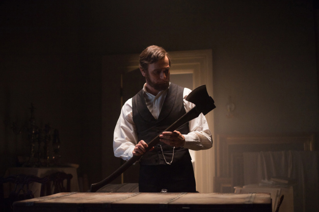 Benjamin Walker stars in “Abraham Lincoln: Vampire Hunter.” (Twentieth Century Fox/MCT)