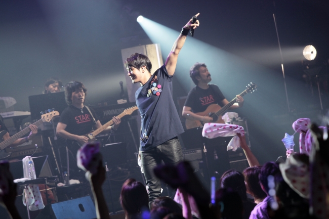 故 박용하 2주기…日팬 1200여명 입국