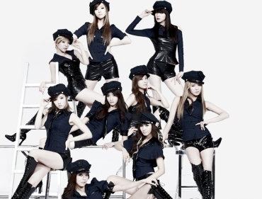 소녀시대, 가수(윤아, 수영, 효연, 유리, 태연, 제시카, 티파니, 써니, 서현)/K-pop stars leading ‘stocking boom’ in Japan