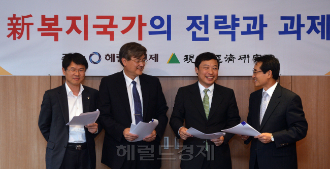 월례좌담회.<br />이상섭 기자. babtong@heraldm.com 2102.06.26
월례좌담회.
이상섭 기자. babtong@heraldm.com 2102.06.26