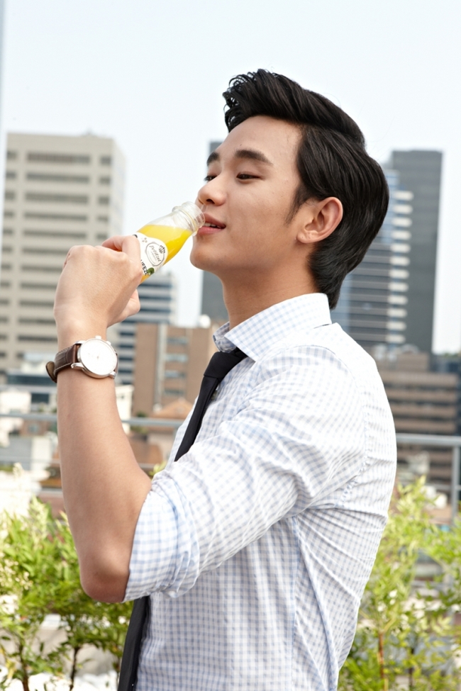 CJ제일제당 ‘쁘띠첼 스퀴즈 오렌지’ 퀴즈 풀면 김수현 만난다 　