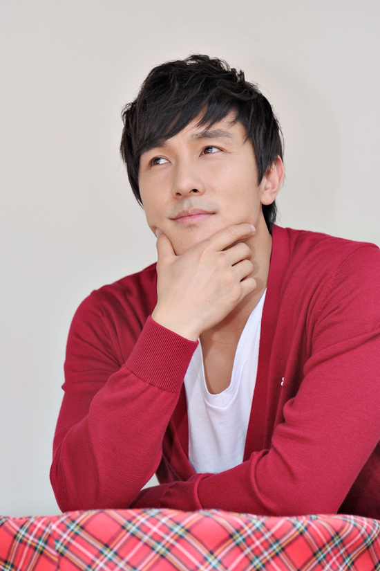 김동완 “만능엔터테이너? '가수 겸 배우'면 만족해” (인터뷰①) - 헤럴드 ...