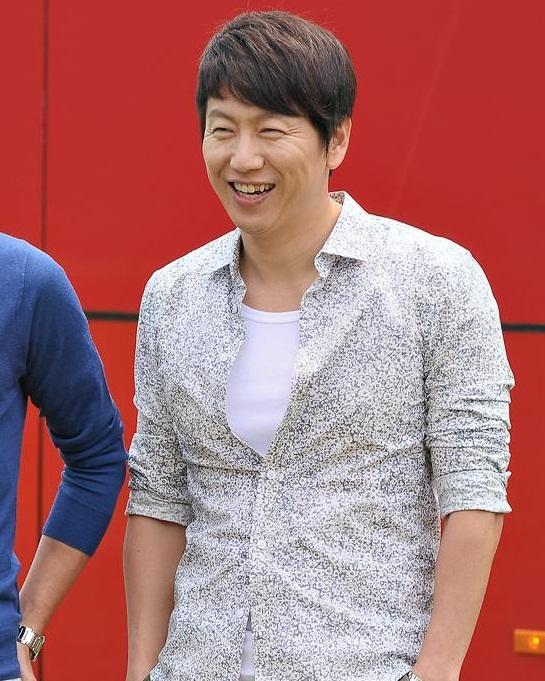 김수로(김상중), 영화배우, 탤런트/ ‘신품’ 김수로의 펀캐릭터를 살려보면 어떨까?