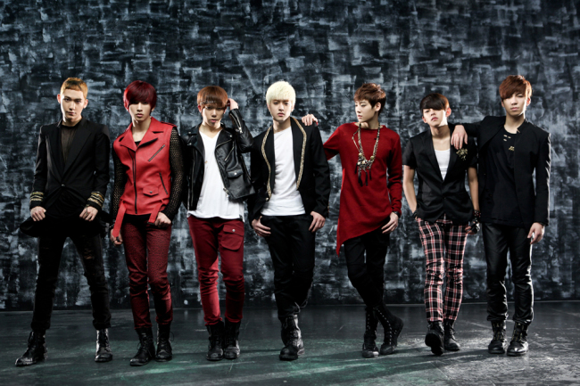 유키스(U-KISS), 가수*수현, 기섭, 일라이, 케빈, 동호, 훈, 에이제이)/ 유키스, 日 정식데뷔 반 년만에 부도칸 입성 ‘쾌거’