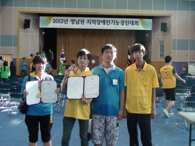대구 도원고교, 지적장애인 기능경진대회...한지공예 1위ㆍ기기조립 2위 수상