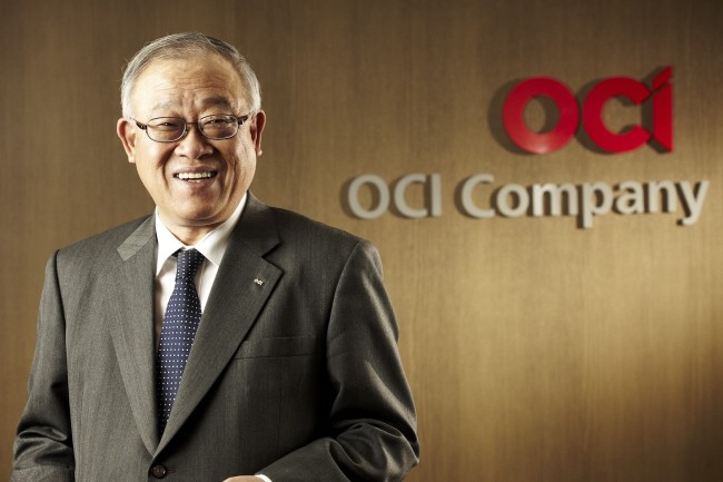 백우석, OCI (사장)/백우석 OCI 사장 “불황 때 투자하라는 격언 따라…내년 태양광 시장 좋아질것”