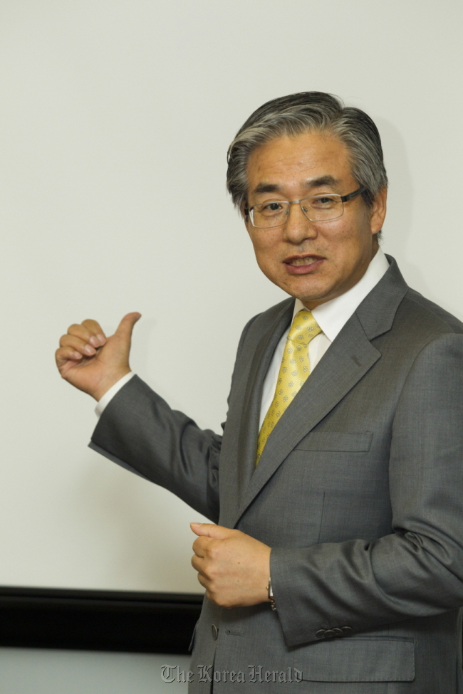 BMW Group Korea CEO Kim Hyo-joon speaks at the company’s headquarters in Seoul on Thursday.  BMW Korea