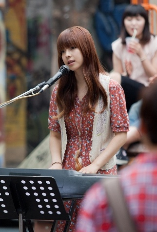 JUNIEL), 가수/ 주니엘 “93년생 싱어송라이터…빅스타 예감”