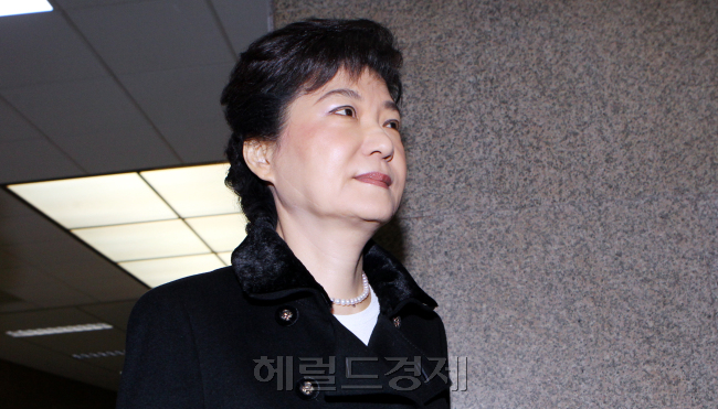 박근혜 비상대책위원장이 9일 국회에서 회의를 주재하고 있다. 박현구 기자phko@heraldm.com 2012.01.09
박근혜 비상대책위원장이 9일 국회에서 회의를 주재하고 있다. 박현구 기자phko@heraldm.com 2012.01.09