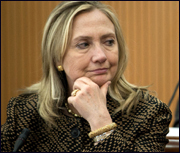 힐러리 로댐 클린턴(Hillary Rodham Clinton), 국무장관(미국)/“정치개혁 없인 성장도 없다”…클린턴 거침없이 中 때리기