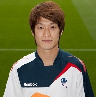 이청용, 축구선수(볼턴 원더러스 FC)/위건.리버플,첼시 이청용에게 눈독?