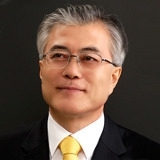 문재인, 민주통합당 (국회의원), 혁신과 통합 (상임대표)/문재인 지지율 상승세, 안철수 오차범위 앞서