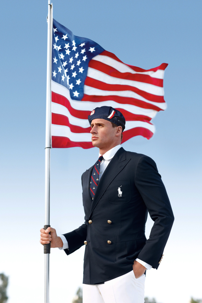 U.S. Olympic swimmer Ryan Lochte modeling the official Team USA Opening Cere-mony Parade Uniform.   (AP-Yonhap News)