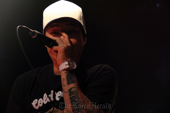Beatboxer Eunjoon performs during the “Black Soul” concert held at a Hongdae Club on July 6. Black Soul
