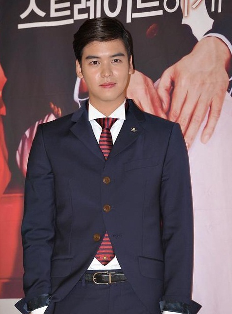 이장우, 가수, 탤런트/이장우 측 “8월 가수 데뷔? 사실무근”