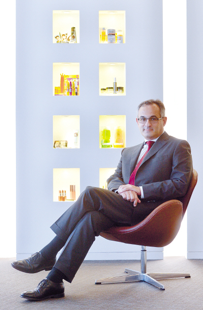 Richard Cymberg (Lee Sang-sub/The Korea Herald)
리차드 생베르(Richard Cymberg), 로레알코리아 (사장)/L’Oreal Korea targets ‘global concept, local formulation’