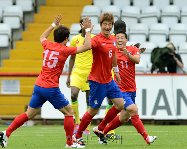 런던/안훈기자 rosedale@heraldm.com
기성용, 축구선수(셀틱 FC)/이적료 해결된 기성용, 과연 QPR 입단 할까?