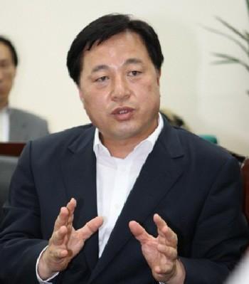 김두관, 민주통합당/김두관 “전력투구하면 안철수보다 잘할 수 있다”