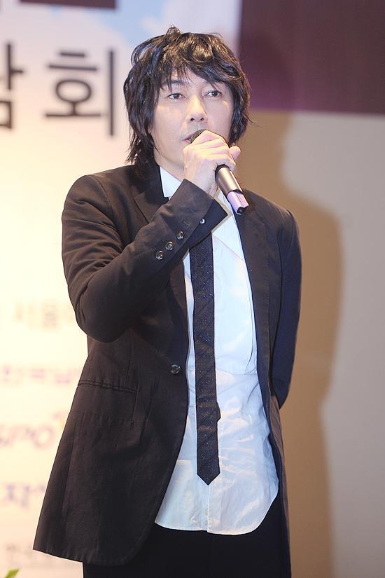 김장훈, 가수/ ‘독도 횡단 프로젝트’ 김장훈 “입수 횟수로 승부하겠다”