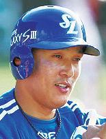 Lee Seung-yeop
이승엽, 야구선수(삼성 라이온즈)/‘Lion King’ Lee joins 500 club