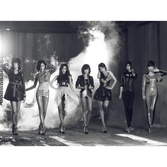 티아라(T-ara), 가수(보람, 지연, 효민, 은정, 큐리, 소연, 화영, 아름)/‘중대발표’ 티아라, ‘설’만 난무…논란은 어디로