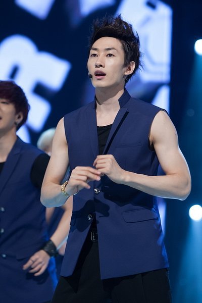 은혁(이혁재), 가수(슈퍼주니어)/은혁 최정원 인연 “식사를 하자는 제안 왔지만…”
