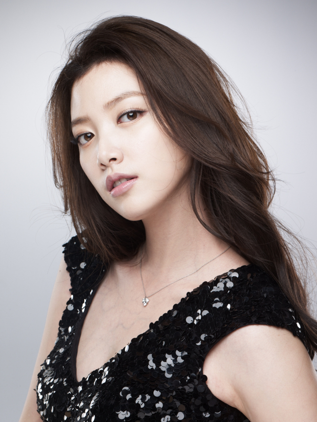 임주은, 탤런트/ 배우 임주은, 김수현과 함께 ‘비욘드’ 모델 발탁