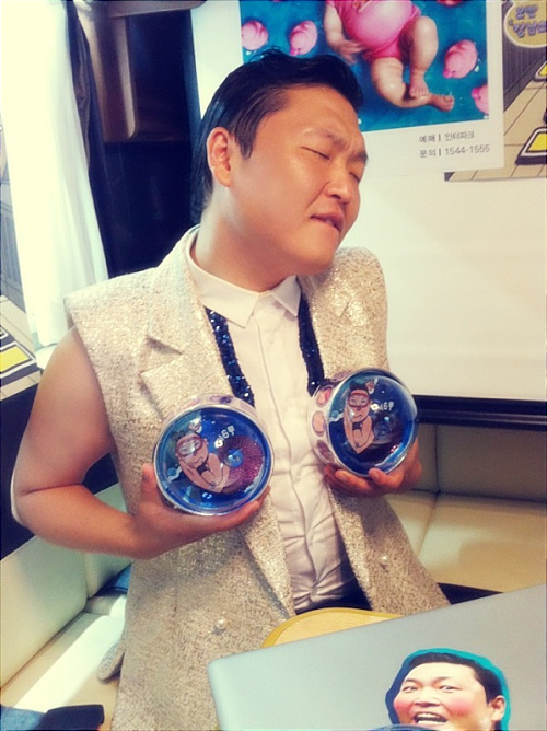 싸이(박재상), 가수, 음악PD/싸이, 놀자음악 ‘강남스타일’의 중독성