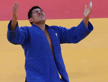 Judoka Kim Jae-bum wins gold in men's under-81kg category
