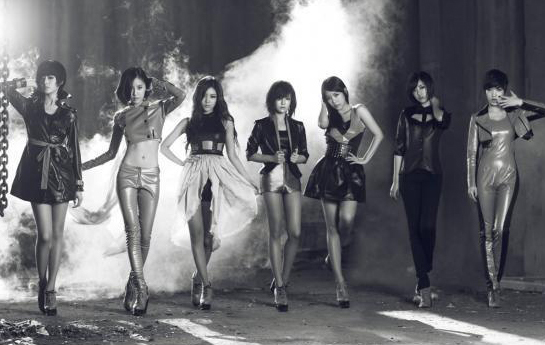 티아라(T-ara), 가수(보람, 지연, 효민, 은정, 큐리, 소연, 화영, 아름)/‘티아라사태’ 화영, “팬만 안다” vs “죄송하다”