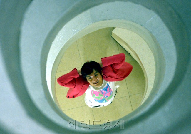 정성호<br />김명섭 기자 msiron@
정성호
김명섭 기자 msiron@