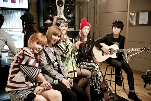 2NE1(박봄,  박산다라, 공민지, 씨엘), 가수/정성하, 기타리스트/2NE1-정성하, 콜라보레이션 영상 공개