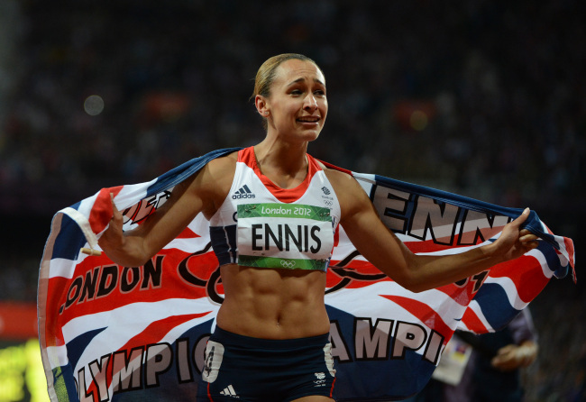 <YONHAP PHOTO-0679> Jessica Ennis of Great Britain celebrates winning gold in the Women's Heptathlon at the London 2012 Summer Olympics on August 4, 2012 in London. UPI/Terry Schmitt/2012-08-05 07:15:34/ <저작권자 ⓒ 1980-2012 ㈜연합뉴스. 무단 전재 재배포 금지.>
Jessica Ennis of Great Britain celebrates after winning the gold medal.  UPI-Yonhap News