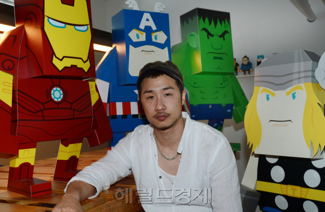 아트페이퍼 모모트 대표 박희열.<br />정희조 기자/checho@heraldm.com 120802
아트페이퍼 모모트 대표 박희열.
정희조 기자/checho@heraldm.com 120802