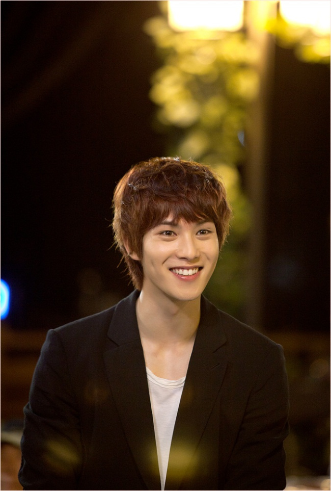 이종현, 가수(씨엔블루)/이종현에게 콜린이란? (인터뷰)
