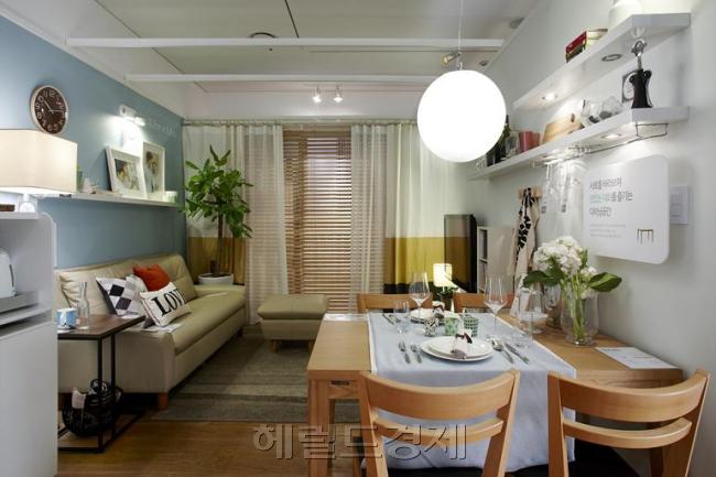 가전제품 커지는데 가구제품 작아지고…인테리어 경향 바뀌나