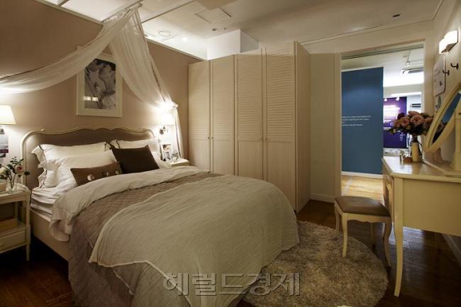가전제품 커지는데 가구제품 작아지고…인테리어 경향 바뀌나