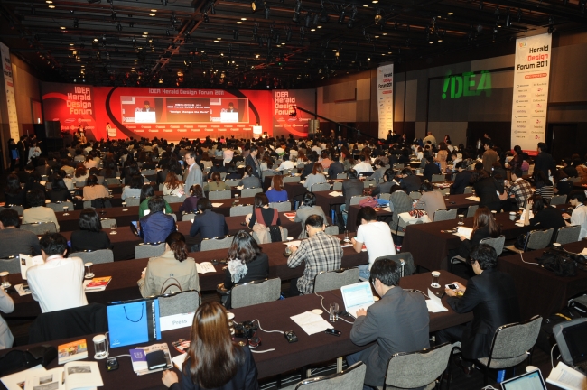 Participants take part in the first “Re-imagine Herald Design Forum,” held Oct. 5-6, 2011, at The Shilla, Seoul. This year’s forum, under the theme of “Design Changes the World,” will be held Sept. 19-21 at the COEX Exhibition Hall in Samseong-dong, Seoul. (The Korea Herald)