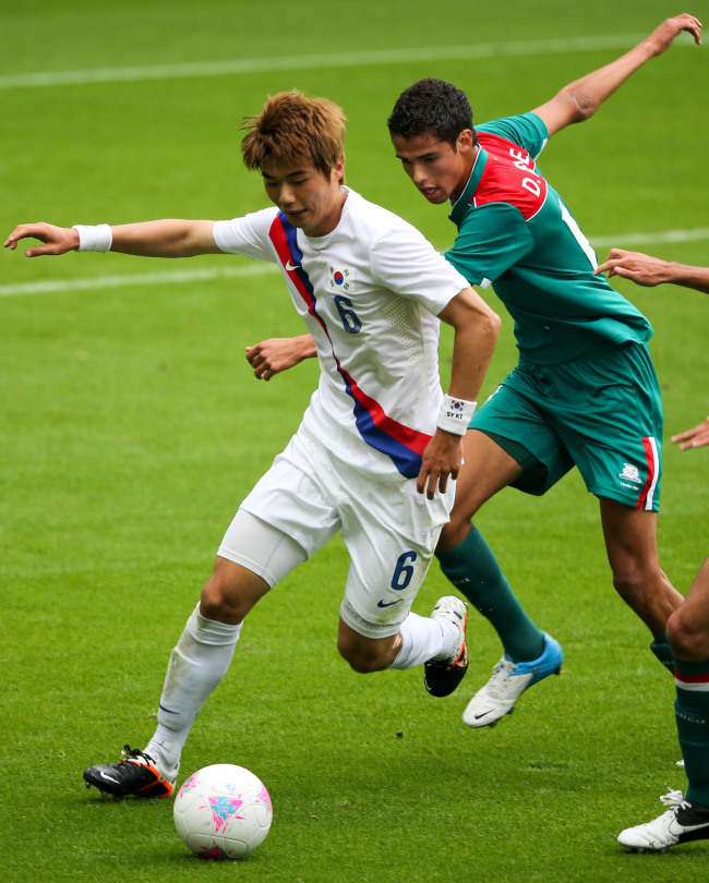 Soccer star Ki Sung-yueng   Yonhap News