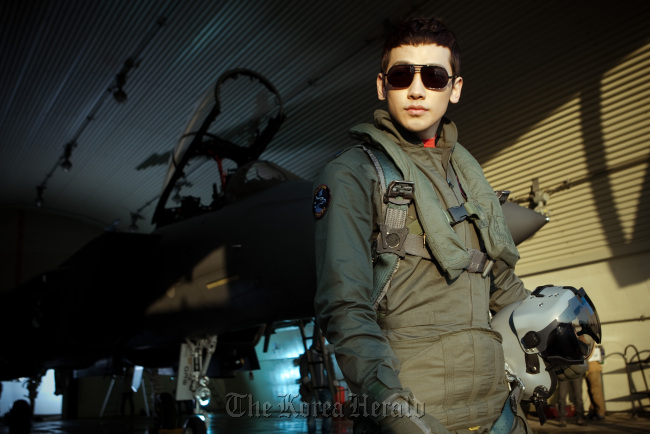 A scene from upcoming film “R2B: Return to Base.”   CJ Entertainment