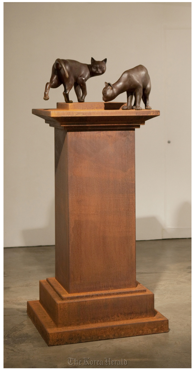 “Commemorating Their Own World” by Im Sun-iy   Arko Art Center