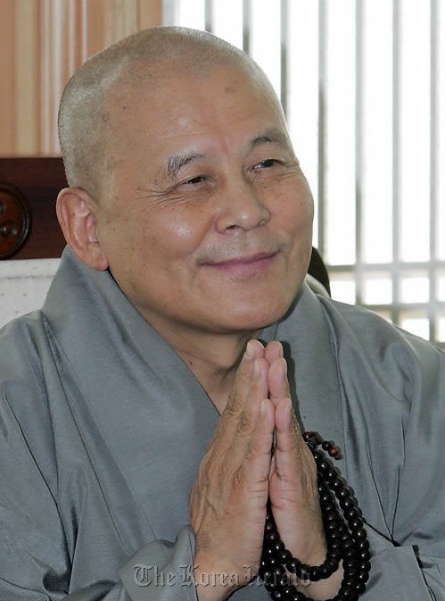 Late Ven. Jigwan, who served as the chief of Jogye Order, Korea’s largest Buddhist sect.   Yonhap News