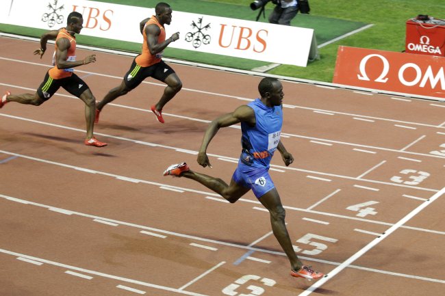 Usain Bolt of Jamaica crosses the finish line to win the men’s 200-meter race.   AP-Yonhap News