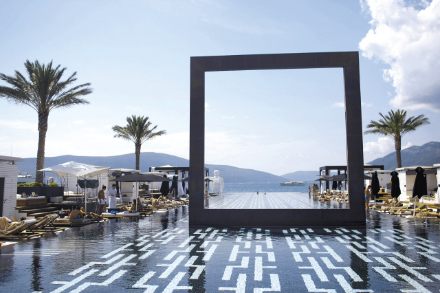 A view of the infinity pool at the Porto Montenegro resort next to the town of Tivat in Montenegro. (AP-Yonhap News)