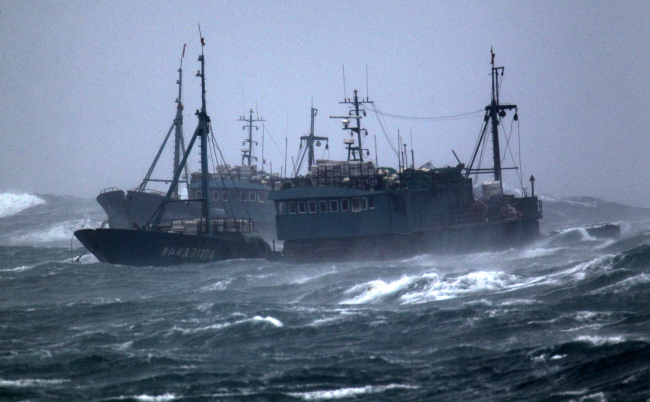 A Chinese fishing boat that sank off South Korea's southern island of Jeju on Tuesday. (Yonhap News)