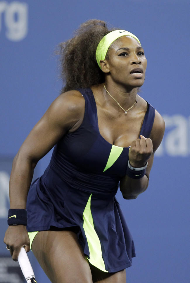 세레나 윌리엄스(Serena Williams/테니스선수)
<YONHAP PHOTO-0596> Serena Williams reacts after a point in her first round match against Coco Vandeweghe at the 2012 U.S. Open Tennis Championships in Arthur Ashe Stadium at the Billie Jean King National Tennis Center in New York City on August 28, 2012. Williams defeated Vandeweghe 6-1, 6-1. UPI/John Angelillo/2012-08-29 11:13:12/ <저작권자 ⓒ 1980-2012 ㈜연합뉴스. 무단 전재 재배포 금지.>
Serena Williams reacts after a point in her first round match against Coco Vandeweghe at the 2012 U.S. Open Tennis Championships on Tuesday.   UPI-Yonhap News