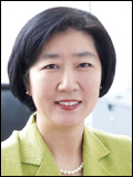 김종선(이화여자대학교입학처장)
이화여자대학교는 2013학년도 수시모집에서 전체입학정원(2989명)의 64.6%인 1930명을 선발한다. 수시모집은 1530명을 선발하는 1차, 400명을 뽑는 2차로 나눠 진행된다. 1차 모집은 일반·이화사정관·이화글로벌인재의 3개 전형, 2차 모집은 학업능력우수자의 1개 전형으로 신입생을 선발한다.