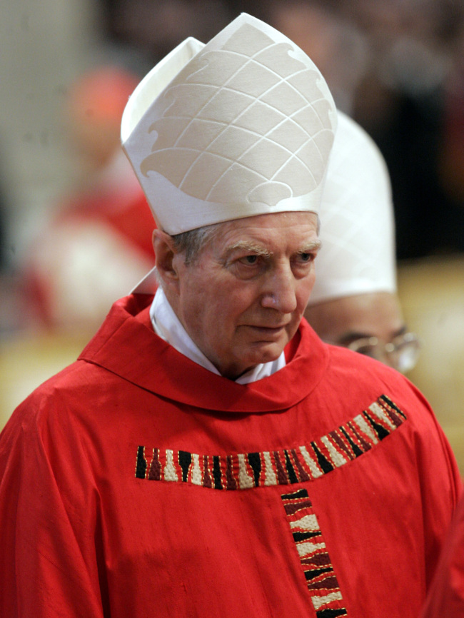 Italian Cardinal Carlo Maria Martini attends a Mass in the St. Peter’s Basilica at the Vatican in April 2005.   AP-Yonhap News